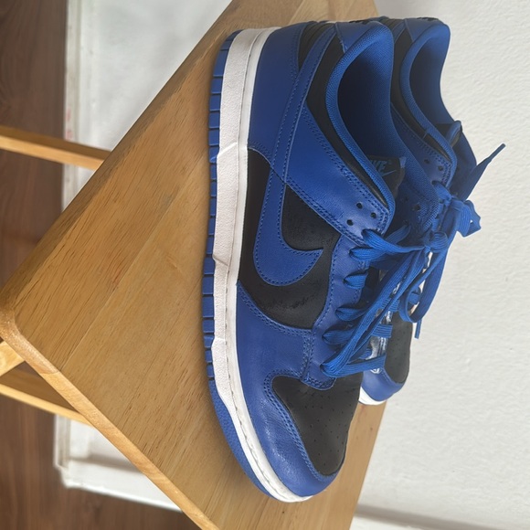 Blue and black low Nike men’s dunks - Picture 5 of 5